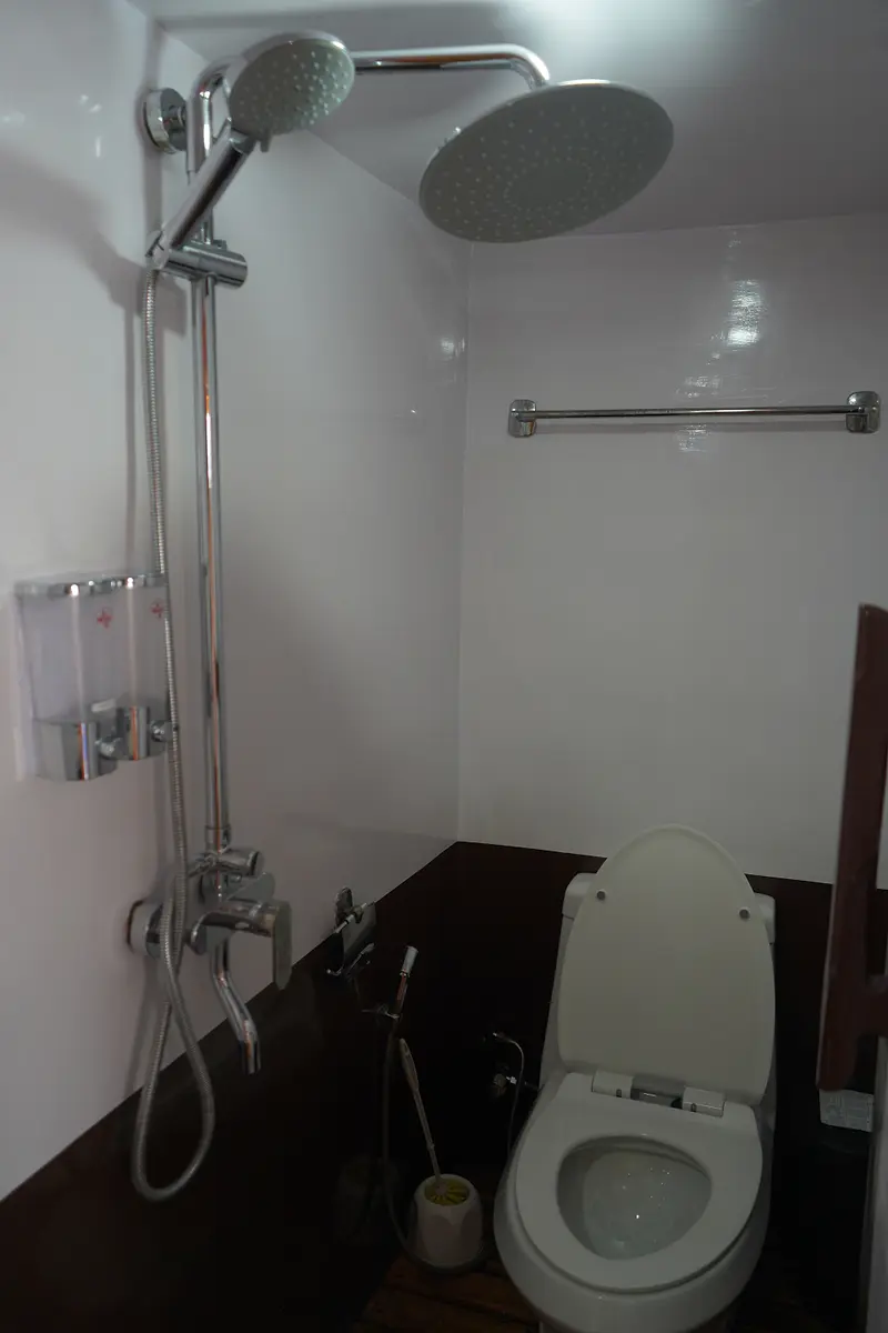 Deluxe Cabin Sea View - Image 1